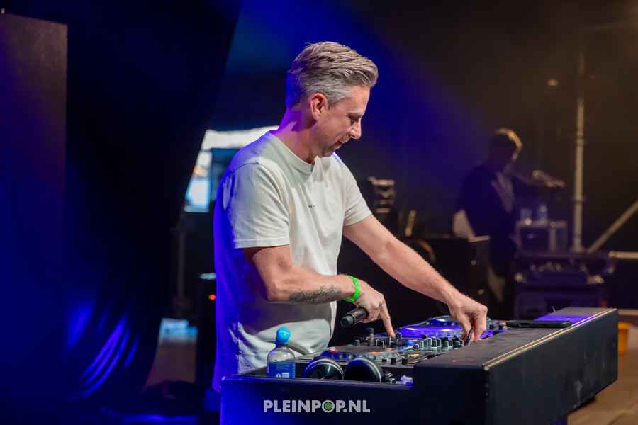 DJ Roy Pleinpop Zondag (7)